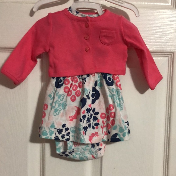 Newborn girls outfit - Picture 2 of 4
